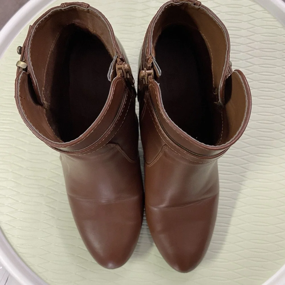 LC Lauren Conrad Angie Bootie Houseleek Hiker Faux-Fur Ankle Boots size 7.5M‎